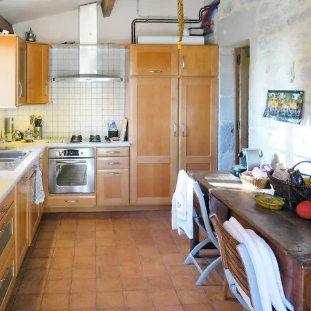 Espagnac-sainte-eulalie Sleeps 6 Pool Wifi Espagnac-Sainte-Eulalie