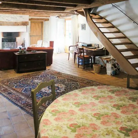 Espagnac-sainte-eulalie Sleeps 6 Pool Wifi